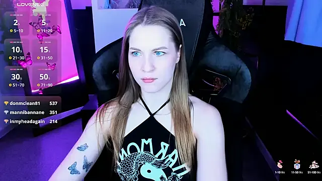 MiraKova – webcam model profile photo Image 6