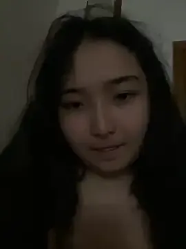 FariBanxOfficial – webcam model profile photo Image 3