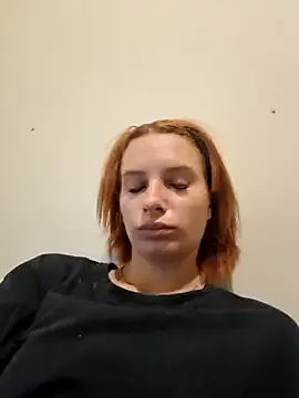 LeyahSummer – webcam model profile photo Image 8