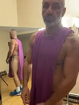 SherineNorth – webcam model profile photo Image 16