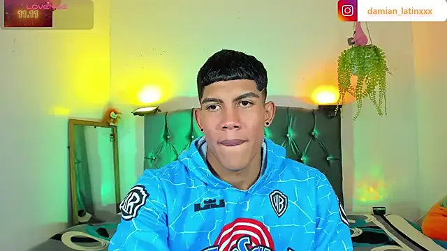 Anisyia – webcam model profile photo Image 14