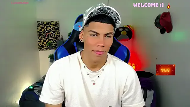 Anisyia – webcam model profile photo Image 9