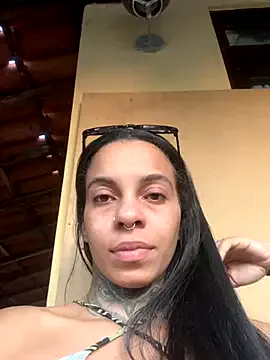 MiaKorz – webcam model profile photo Image 5