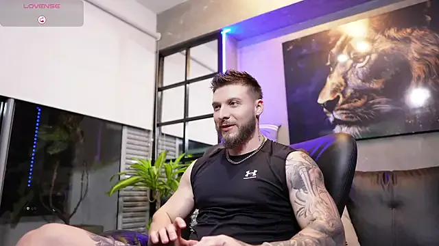 SherineNorth – webcam model profile photo Image 17