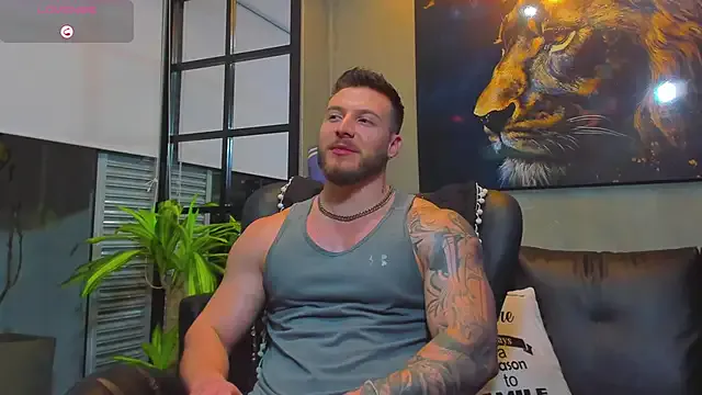 SherineNorth – webcam model profile photo Image 6