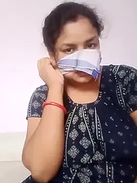 Hot-Haney77 – webcam model profile photo Image 3