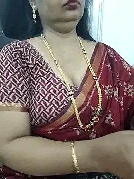 Bella-999 – webcam model profile photo Image 11