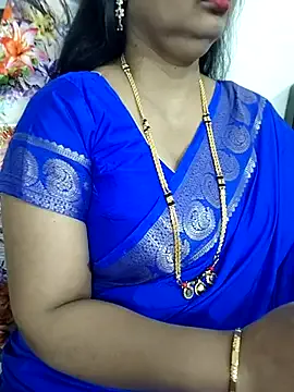 Bella-999 – webcam model profile photo Image 12