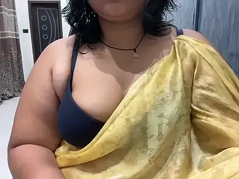 MiaPersy – webcam model profile photo Image 17