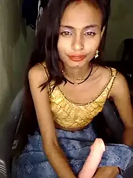 AdelinaLuuna – webcam model profile photo Image 13
