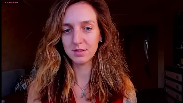 TaraAllison – webcam model profile photo Image 14
