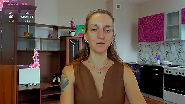 TaraAllison – webcam model profile photo Image 6