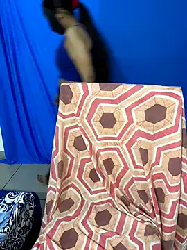 YoungSquad – webcam model profile photo Image 13