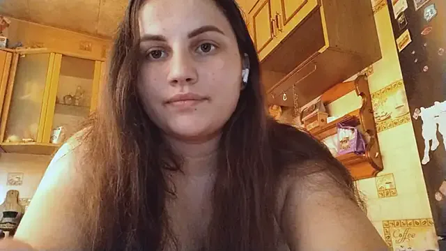 Seline – webcam model profile photo Image 6