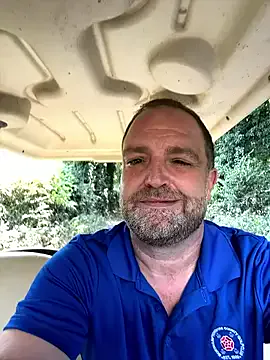 MiraKova – webcam model profile photo Image 6