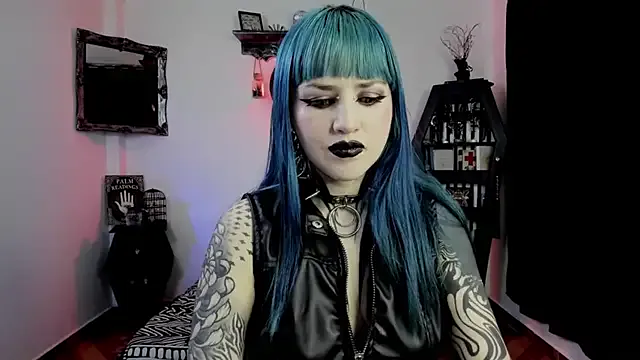 CrisstyBaez – webcam model profile photo Image 11