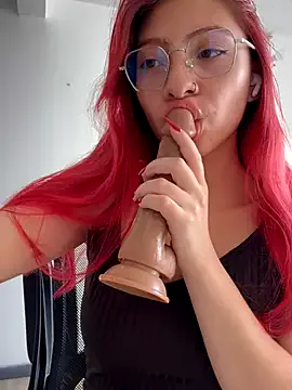MillieGreco – webcam model profile photo Image 5