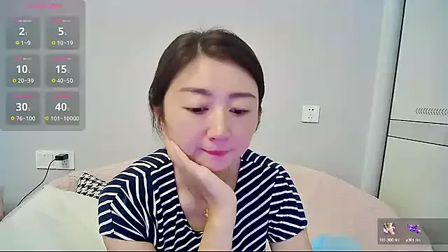 -Saharochek- – webcam model profile photo Image 4