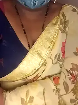 Divyahoty's Thumb Image