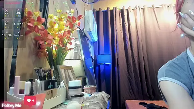 AliceFortuna – webcam model profile photo Image 2