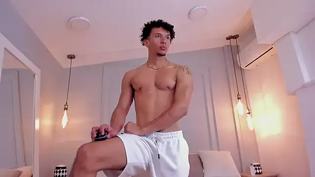 ElaRossie – webcam model profile photo Image 13