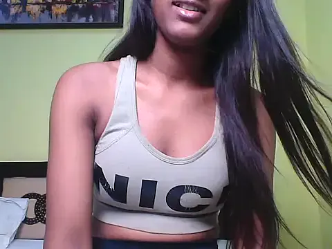 AngelinaKors – webcam model profile photo Image 7