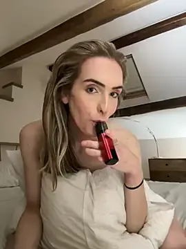 AntonellaBahamon – webcam model profile photo Image 7