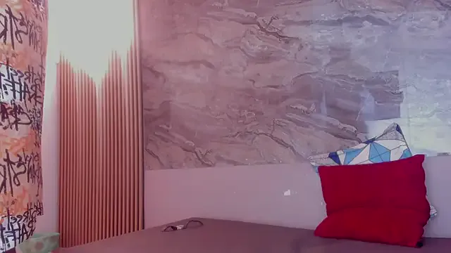 ElaRossie – webcam model profile photo Image 5