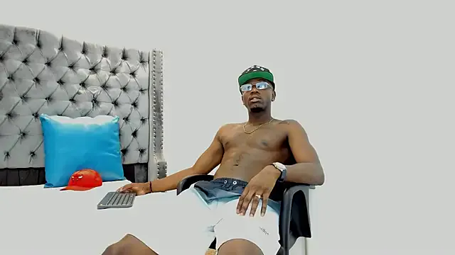 ElaRossie – webcam model profile photo Image 8