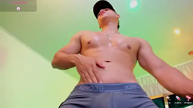 MiraKova – webcam model profile photo Image 13