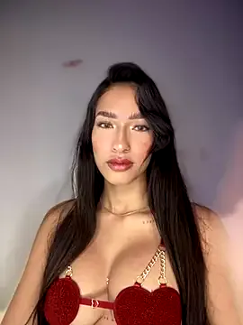 EmilyRussi – webcam model profile photo Image 8