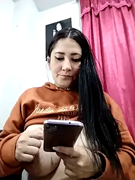 MarylinGlory – webcam model profile photo Image 14