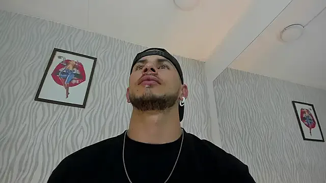 ElaRossie – webcam model profile photo Image 17