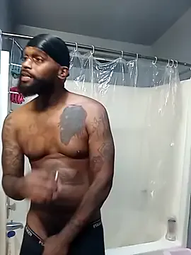 HillaryDiez – webcam model profile photo Image 6