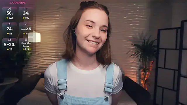 EsmeBrowm – webcam model profile photo Image 8