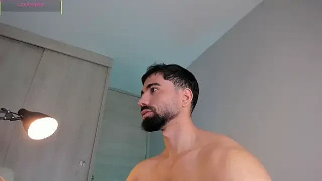 Taylorlove303 – webcam model profile photo Image 8