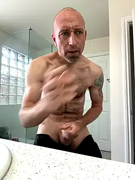 MiraKova – webcam model profile photo Image 16