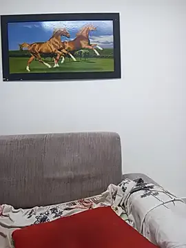 Elianasuarezz – webcam model profile photo