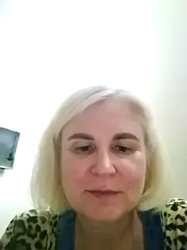 ElinaGold435 Image 4