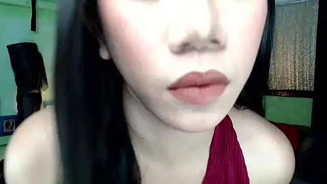 mc-Olivia – webcam model profile photo Image 8