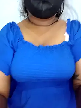 SerenaStar – webcam model profile photo Image 13