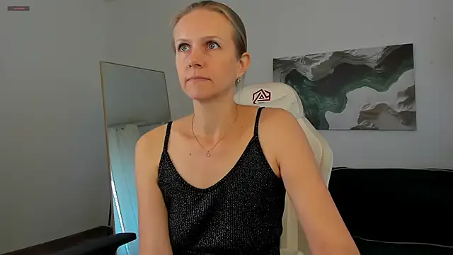 cute-mahek – webcam model profile photo Image 10