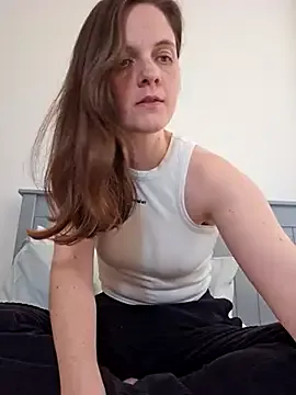 EllieDay Image 3
