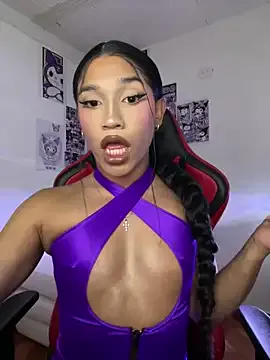 zasmin3 – webcam model profile photo Image 2