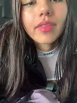 Emily-teen Image 14