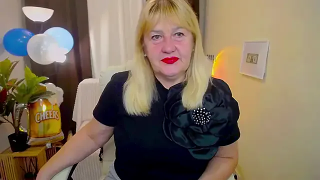 ElaRossie – webcam model profile photo Image 2