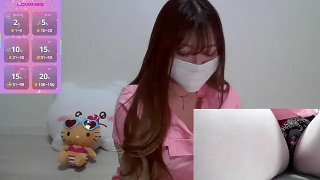 LovelyLydia – webcam model profile photo Image 7