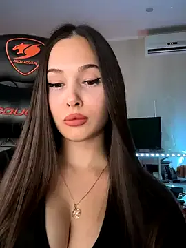 AuroraCruise – webcam model profile photo Image 14