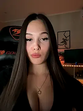 AuroraCruise – webcam model profile photo Image 19