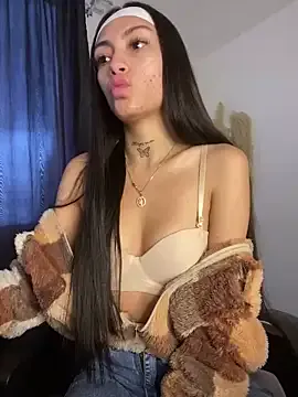 ArianaRoux – webcam model profile photo Image 18